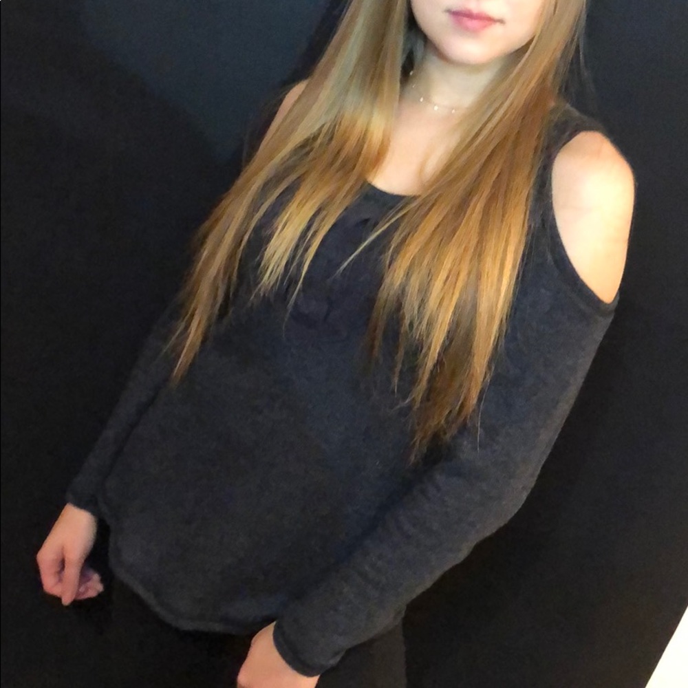 Sweater gray
